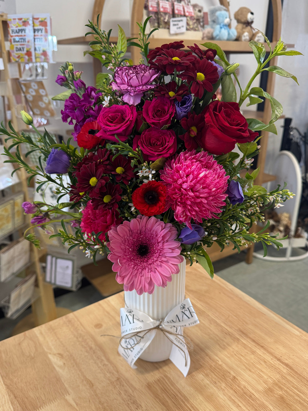 berry vase arrangement