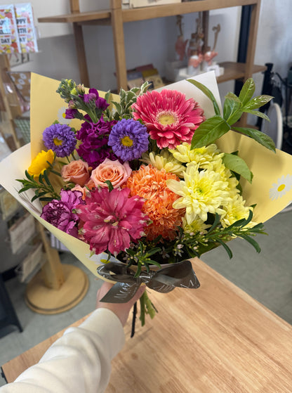 summer bright bouquet