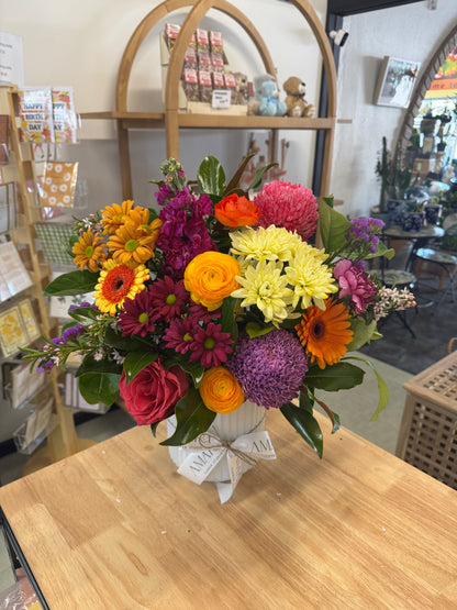 summer bright vase arrangement